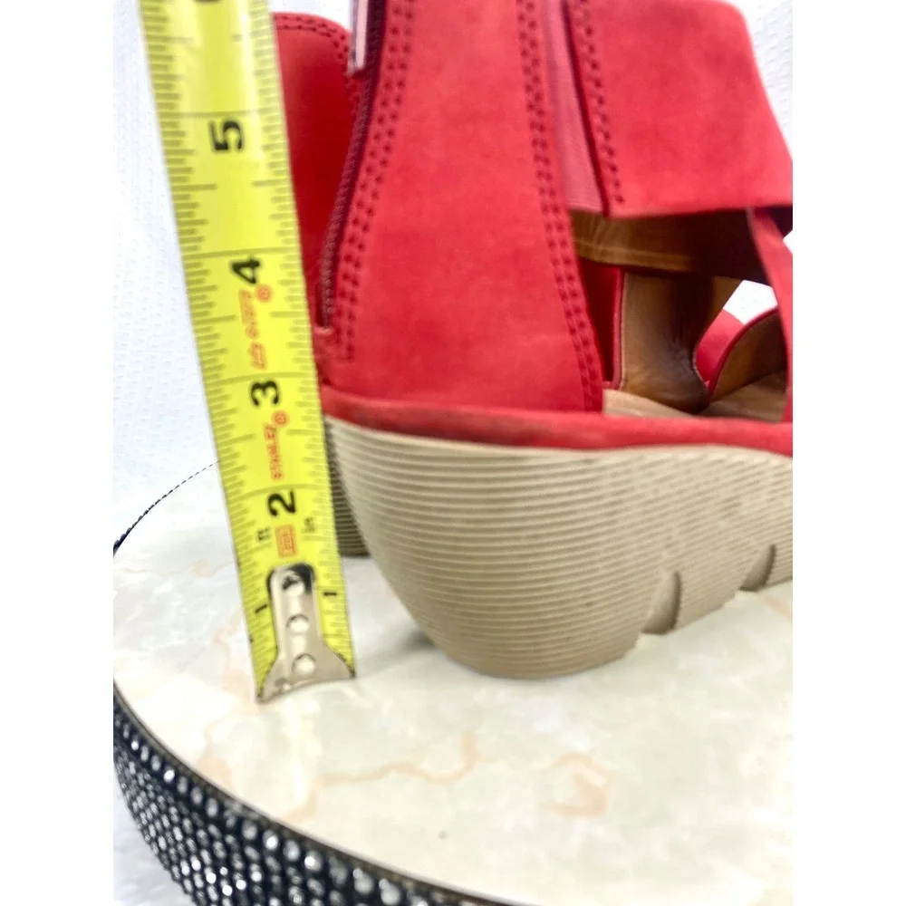 Clarks Artisan Clarene Glamor Wedge Sandals Womens 10 Red Back Zip Platform Heel
